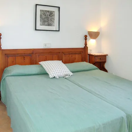 Comfortable In With Shared Pool Pollença