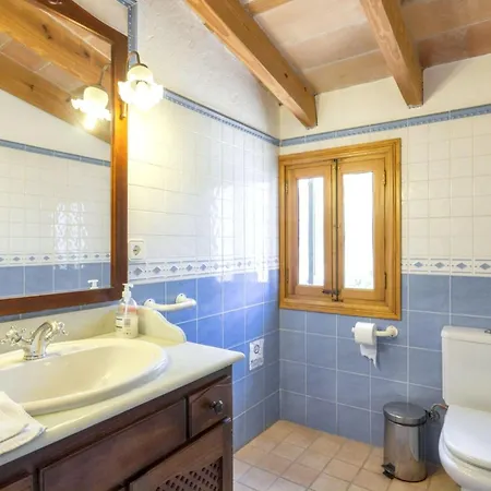 Comfortable In With Shared Pool Lejlighed Pollença