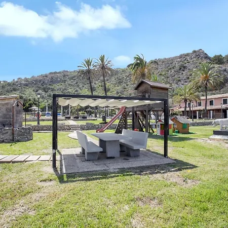 Lejlighed Comfortable In With Shared Pool Pollença